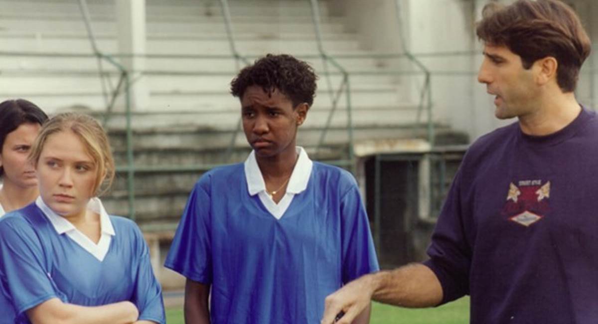 O futebol feminino ganha vez em Zazá