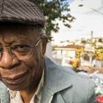 Eliseu (Milton Gonçalves) se torna o melhor amigo e um aliado de Don Sabino