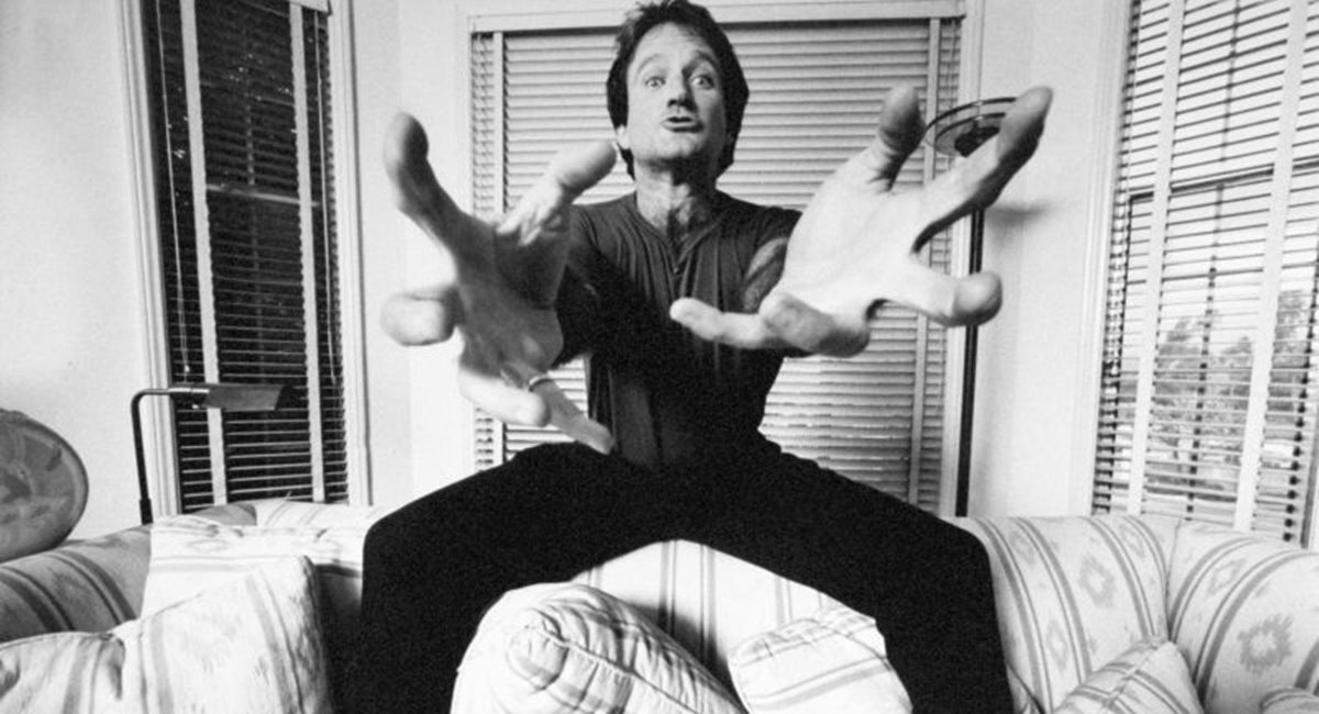 Robin Williams atua como espécie de narrador da própria história em Come inside my mind
