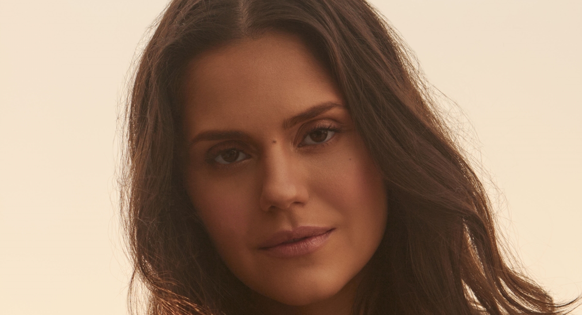 Atriz Jéssika Alves, a Maria de Betânia, da novela Jesus