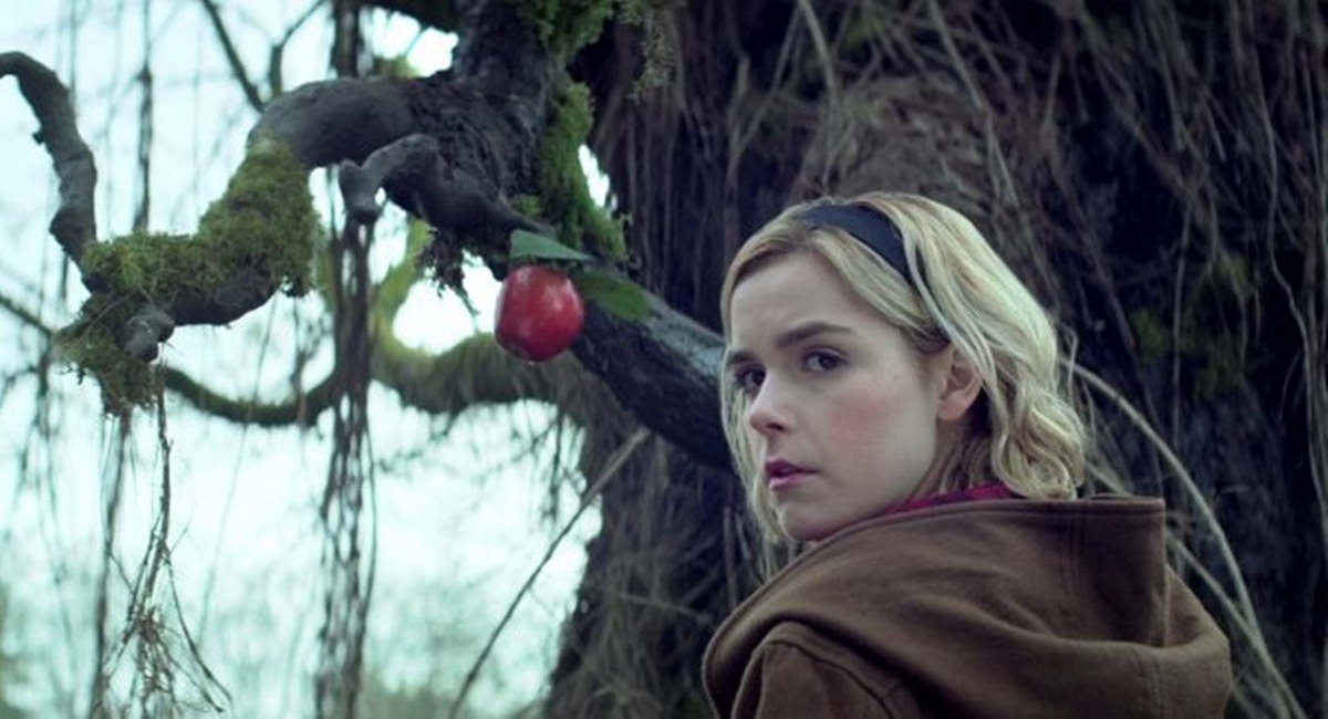 O mundo sombrio de Sabrina está mais perto de produções como O bebê de Rosemary e O exorcista do que da original