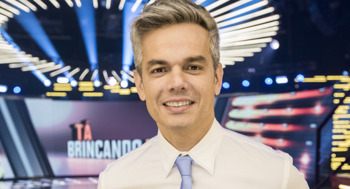 Apresentador Otaviano Costa