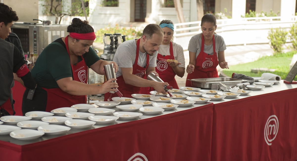 O time vermelho disputou a prova de eliminação do MasterChef
