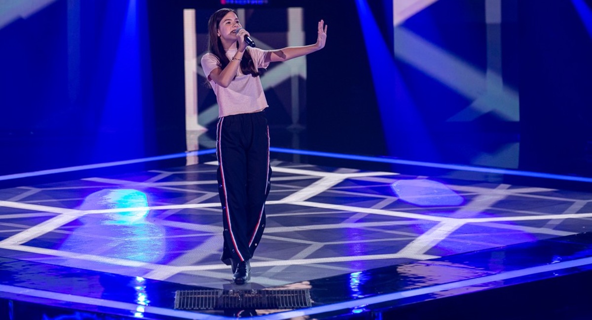 Ana Luiza Salgueiro canta no Thje voice kids