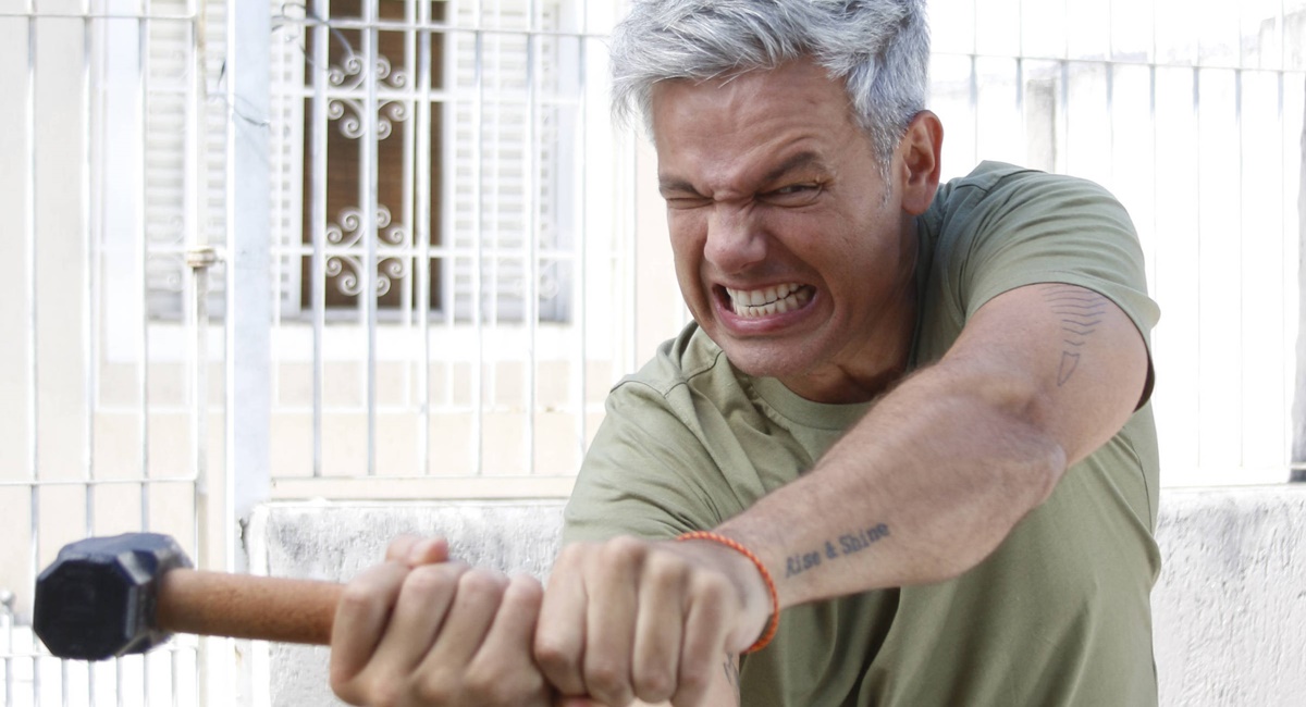 Otaviano Costa diverte e emociona em Extreme makeover Brasil