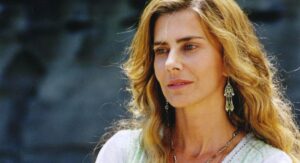 Maitê Proença em cena da novela Estrela-guia