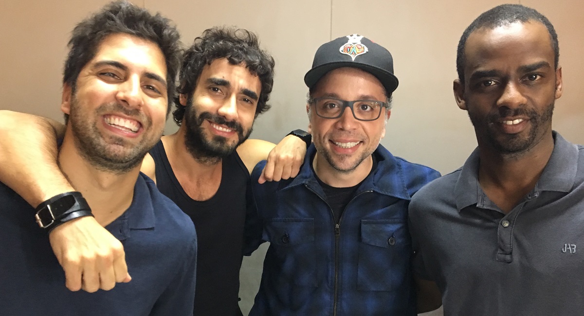 Raoni Seixas e parte do elenco da série Homens?