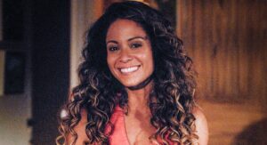 Cinara Leal como Nicole em Flor do Caribe
