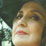 Eva Wilma como Altiva na novela A indomada