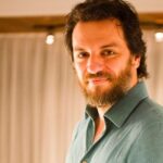 Rodrigo Lombardi como Caio na novela A força do querer