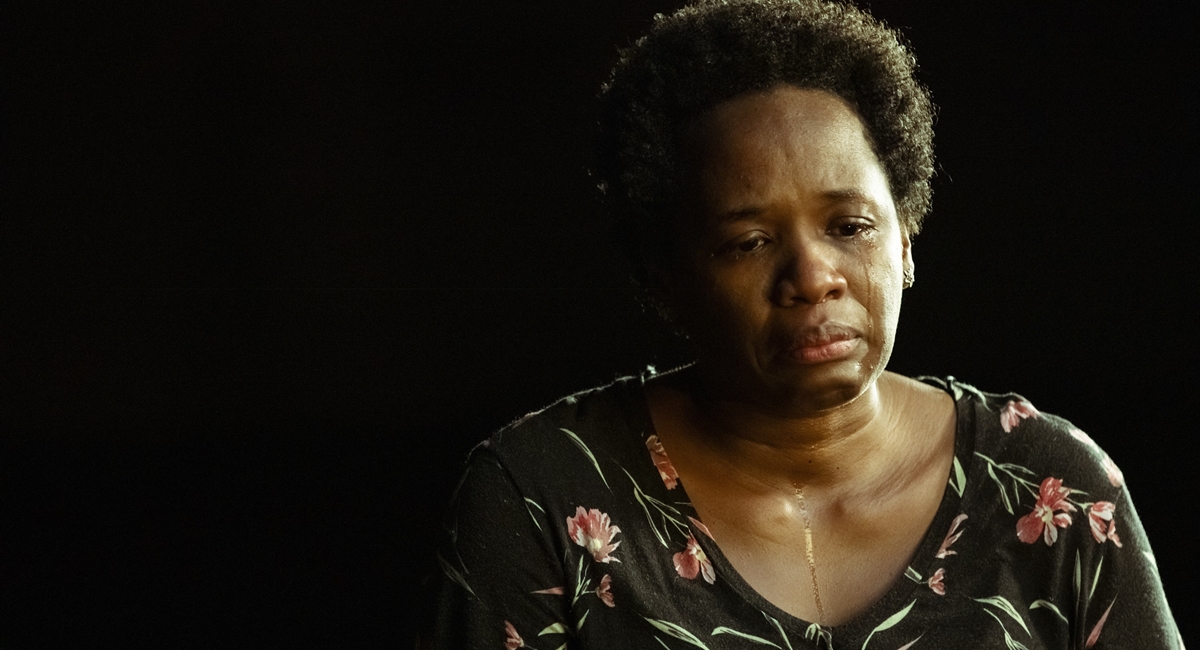 Tatiana Tibúrcio emociona em Falas negras