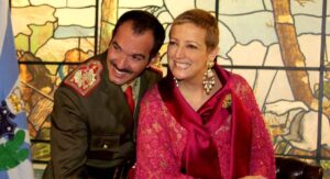 Humberto Martins e Betty Lago em cena da novela Kubanacan