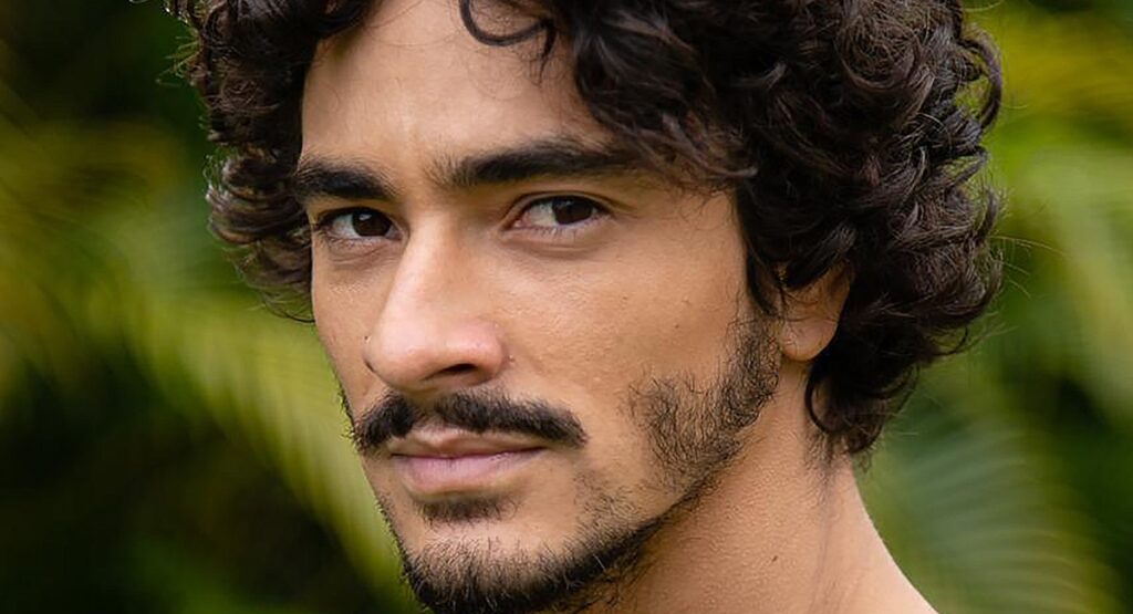 Hugo Carvalho como Pelegue na novela Gênesis