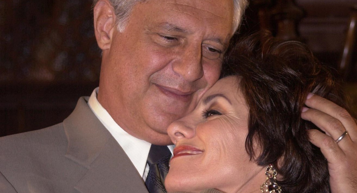 Antonio Fagundes e Cássia Kiss como Félix e Adma na novela Porto dos Milagres