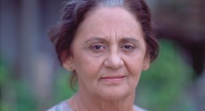 Laura Cardoso como Isaura na novela Mulheres de areia