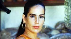 Gloria Pires como Raquel na novela Mulheres de areia