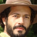 Malvino Salvador como Tobias na novela Cabocla