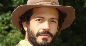 Malvino Salvador como Tobias na novela Cabocla