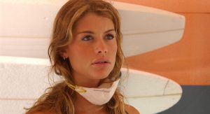Alinne Moraes como Moa na novela Da cor do pecado
