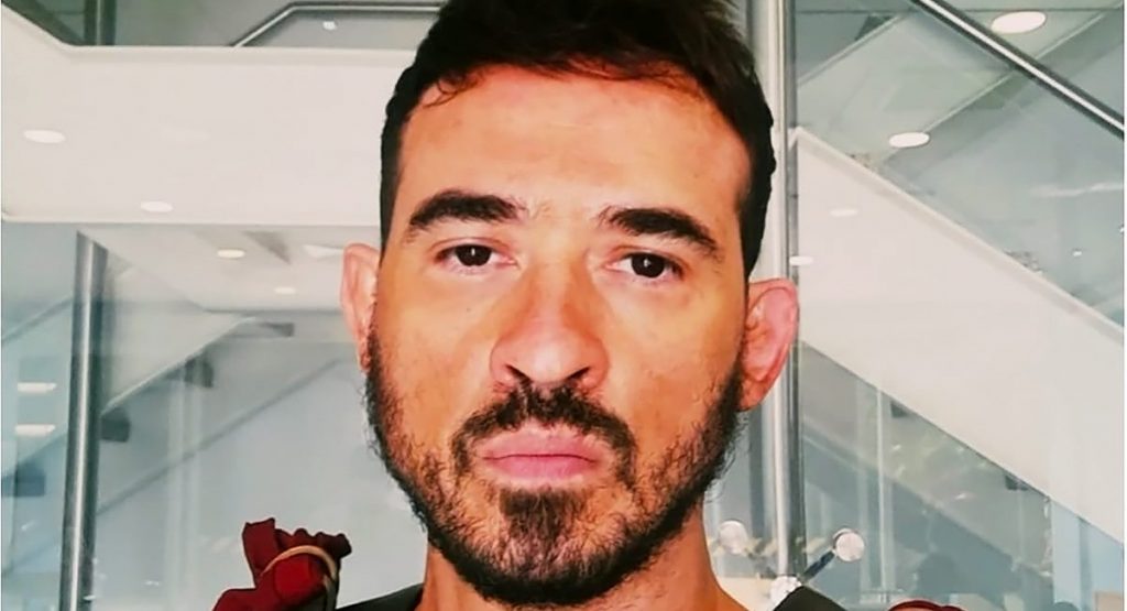 Ator Marcelo Menezes como Payam na novela Gênesis