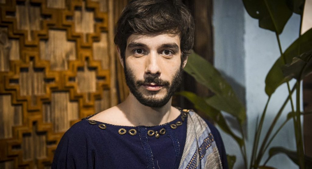 Ator Vitor Novello como Abrão na novela Gênesis