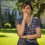 Drica Moraes como Cora na novela Império