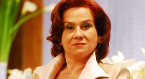 Vera Holtz como Marion na novela Paraíso tropical