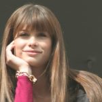 Alinne Moraes como Silvia como Silvia na novela Duas Caras