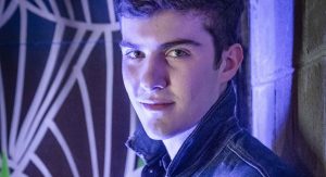 Caio Manhete como Gabriel na novela Quanto mais vida, melhor
