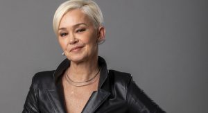 Julia Lemmertz como Carmen na novela Quanto mais vida, melhor