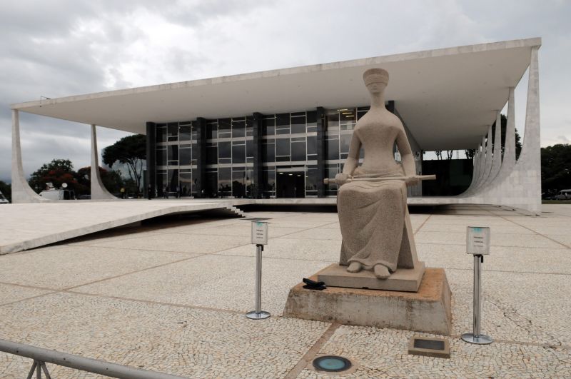 Auditores da Receita marcam ato no STF contra decisão de Alexandre de Moraes