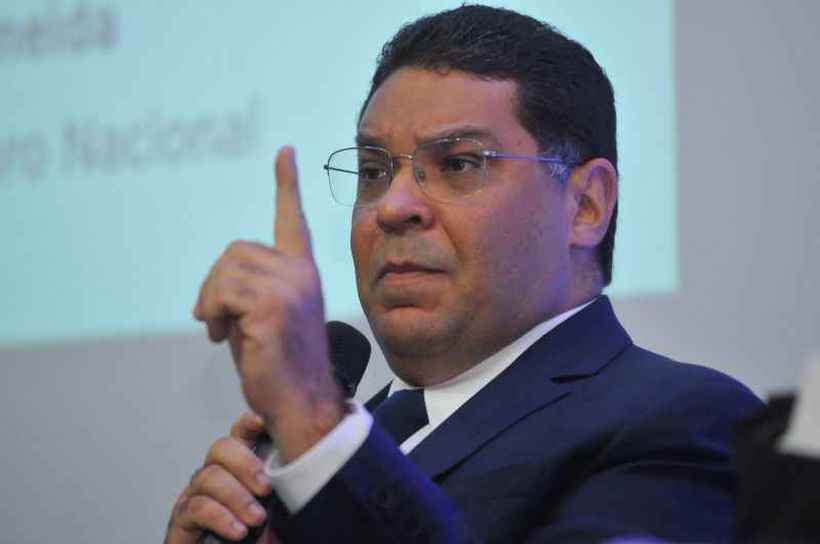 Mansueto Almeida fala sobre reajuste de servidores